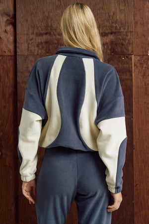 Флісовий костюм з вишивкою