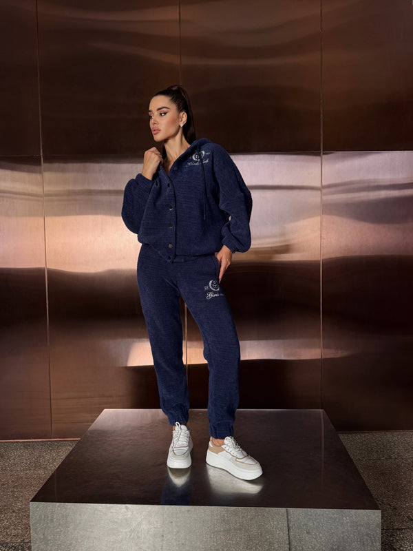 Костюм ніжність з вишивкою