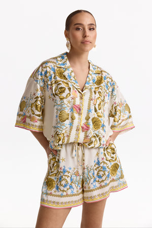 Костюм Gold Bloom з шортами та сорочкою