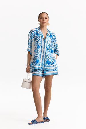 Костюм Azure Chic з шортами та сорочкою