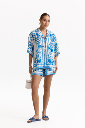 Костюм Azure Chic з шортами та сорочкою