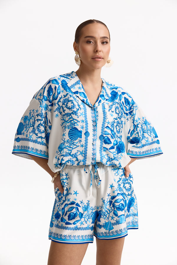 Костюм Azure Chic з шортами та сорочкою